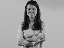 Siyah Ese Ozdemir